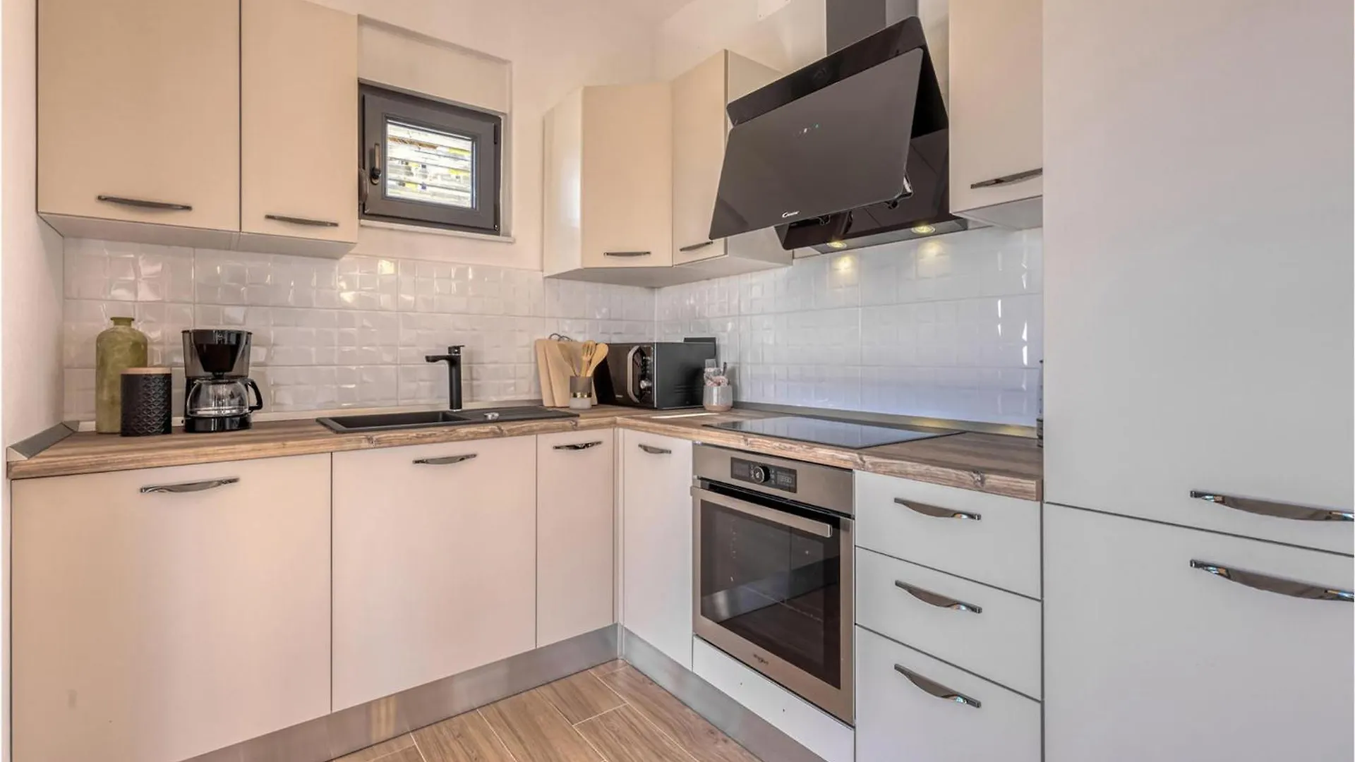 Villa Aurana Vrana  Holiday home