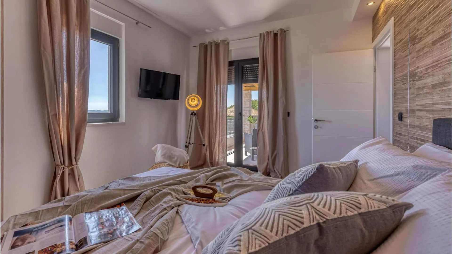 Villa Aurana Vrana  0*, Vrana (Zadar) Croatia